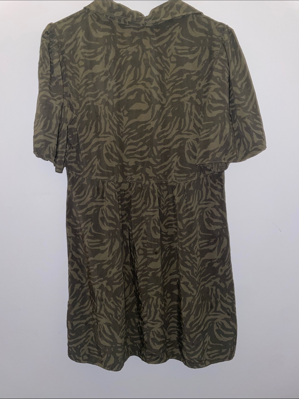 Joe Fresh Olive Green Zebra-Pattern Button Front Top - Picture 5 of 6